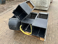 Droog voerbak (4x) - afbeelding 1 van  3