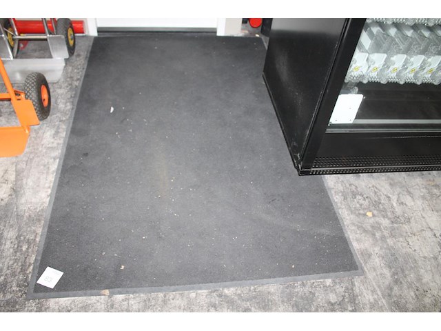Droogloopmat met afmeting 200 x 130 cm. - afbeelding 1 van  1