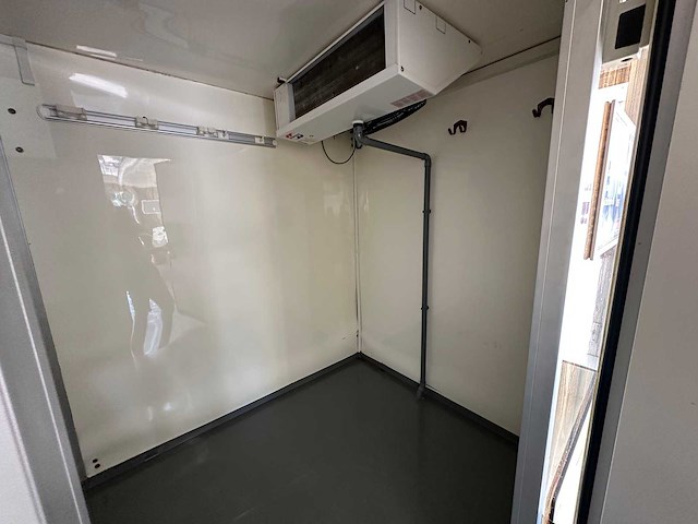 Drowa dr350312 frietaanhangwagen / foodtruck met grote koelcel wt-zh-10 - afbeelding 28 van  33