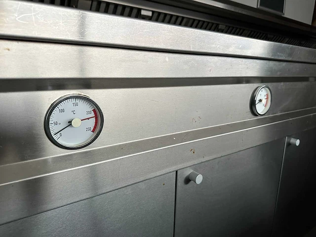 Drowa dr3503/2 frietaanhangwagen / foodtruck met grote koelcel 29-wf-dx - afbeelding 17 van  35