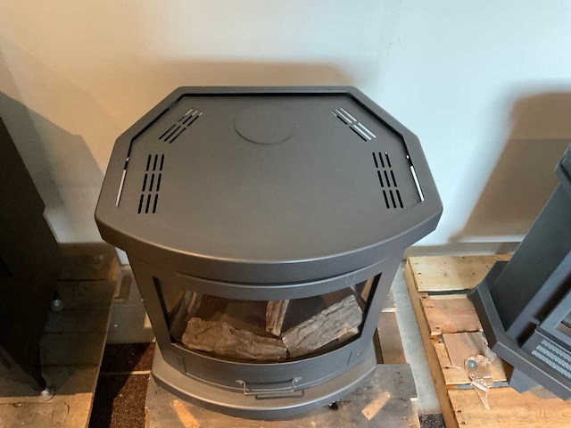 Dru skanor vrijstaande gashaard - afbeelding 4 van  6