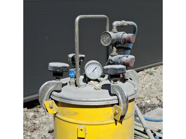 Drukketel voor lijmspuitsystemen bijlard - afbeelding 4 van  8