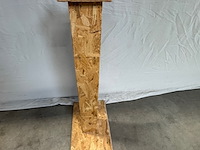 Drukknop op sokkel - afbeelding 1 van  3