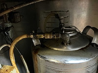 Drukspuit in rvs kast - afbeelding 6 van  8