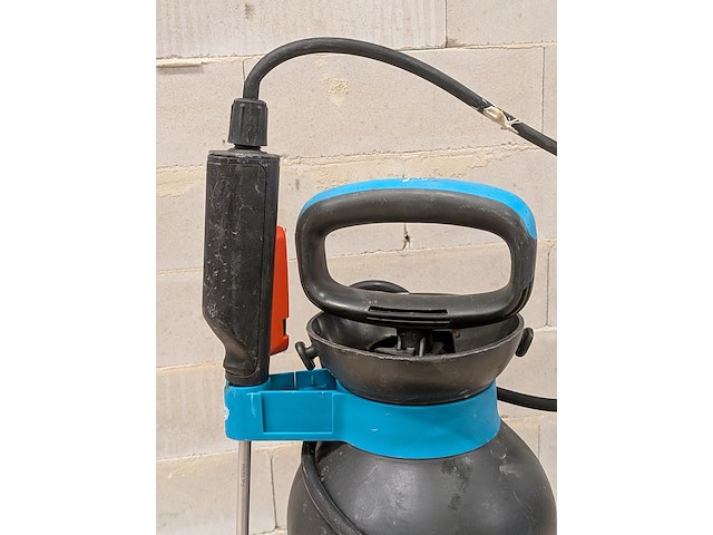 Drukspuit met slang ø13mm, gardena - afbeelding 5 van  6