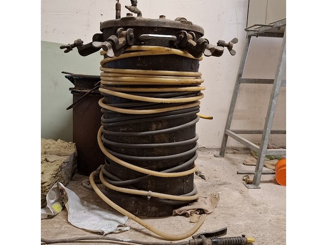 Drukvat met teerpot - afbeelding 5 van  8