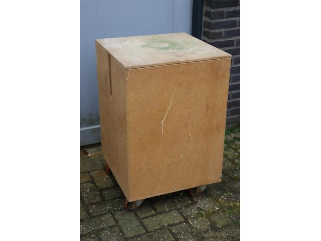 Drukvat voor verf in mobiele opbergkist - afbeelding 1 van  6