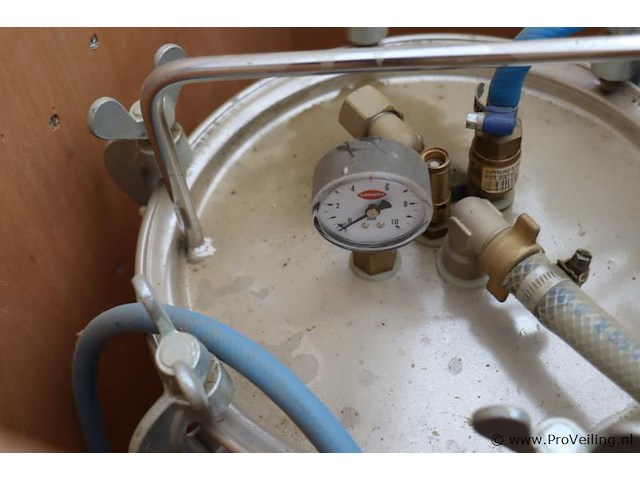 Drukvat voor verf in mobiele opbergkist - afbeelding 3 van  6