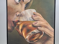 Drukwerk in lijst, reproductie van ina van zyl, lady taking a drink - afbeelding 1 van  5