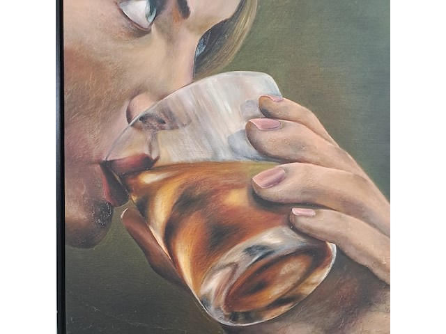 Drukwerk in lijst, reproductie van ina van zyl, lady taking a drink - afbeelding 3 van  5