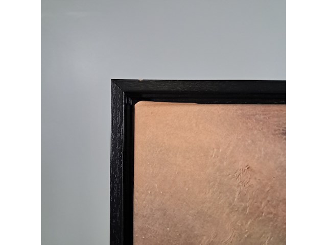 Drukwerk in lijst, reproductie van ina van zyl, lady taking a drink - afbeelding 4 van  5