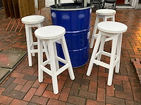 Drum tafel met barkrukken - afbeelding 3 van  8