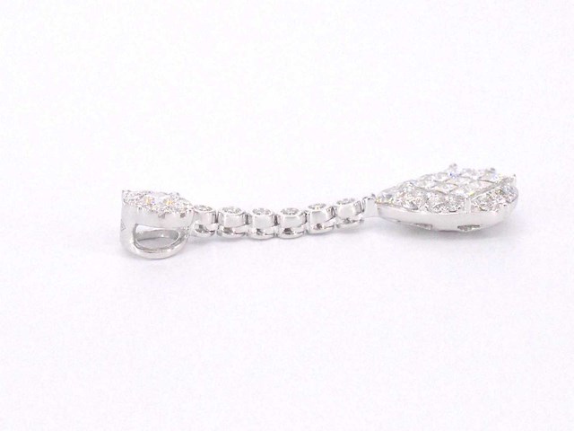 Druppelvormige hanger met briljant en princess geslepen diamanten - afbeelding 6 van  7