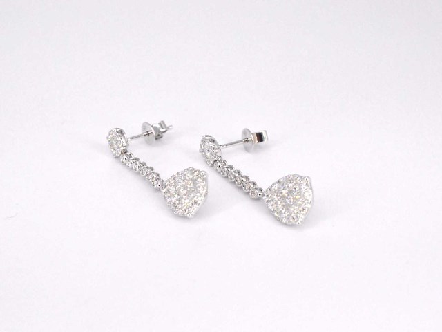 Druppelvormige oorhangers met briljant en princess diamanten - afbeelding 6 van  8