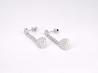 Druppelvormige oorhangers met briljant en princess diamanten - afbeelding 6 van  8