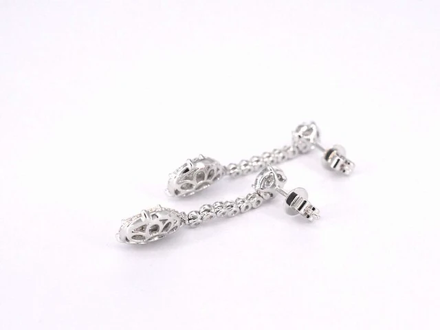 Druppelvormige oorhangers met briljant en princess geslepen diamanten - afbeelding 6 van  9