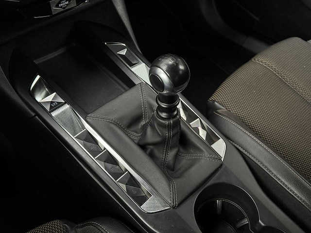 Ds - 3 crossback - 1.2 pt perf. line+ - car - 2020|k-172-zt|iaw - afbeelding 7 van  24