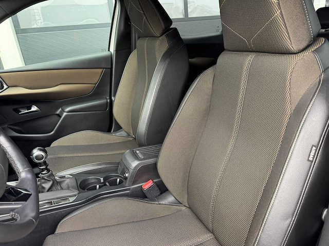 Ds - 3 crossback - 1.2 pt perf. line+ - car - 2020|k-172-zt|iaw - afbeelding 12 van  16