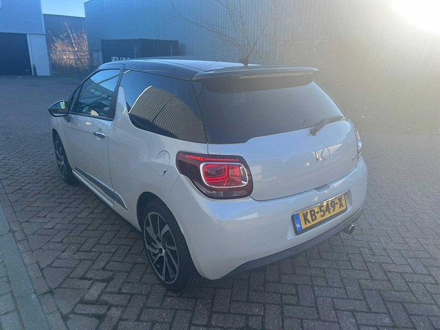 Ds 3 1.2 puretech sp chic automaat, kb-549-x - afbeelding 20 van  25