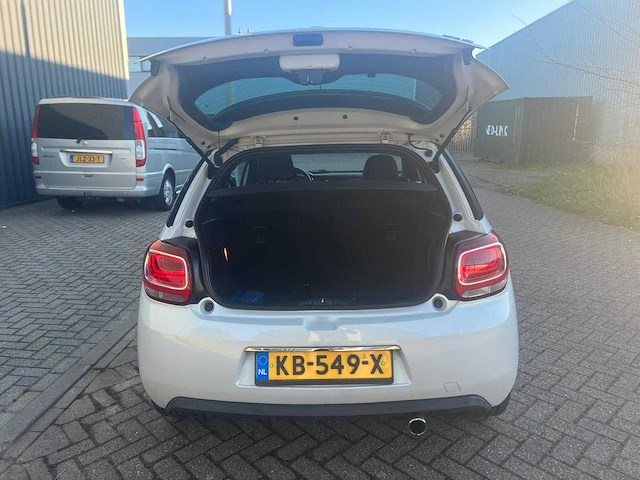 Ds 3 1.2 puretech sp chic automaat, kb-549-x - afbeelding 22 van  25