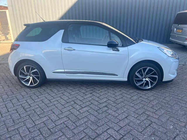 Ds 3 1.2 puretech sp chic automaat, kb-549-x - afbeelding 24 van  25