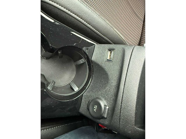 Ds 3 crossback e-tense business , j-980-nh - afbeelding 18 van  24