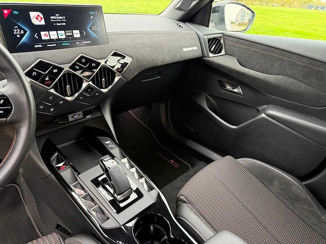 Ds 3 crossback e-tense business , j-980-nh - afbeelding 11 van  24