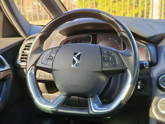 Ds 5 1.6 turbo business executive | jr-823-l - afbeelding 11 van  32