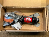 Dt swiss 240s mtb center lock voornaaf - afbeelding 1 van  3