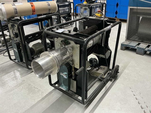 Dtcpro snijmachine voor het oogsten van bloemen en planten - afbeelding 1 van  8