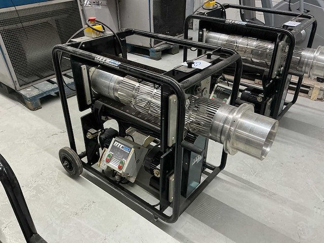 Dtcpro snijmachine voor het oogsten van bloemen en planten - afbeelding 2 van  8