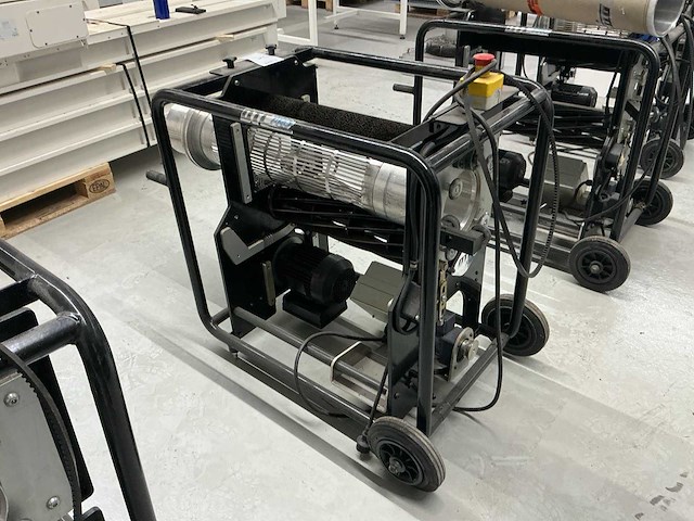 Dtcpro snijmachine voor het oogsten van bloemen en planten - afbeelding 4 van  8