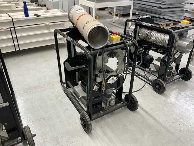 Dtcpro snijmachine voor het oogsten van bloemen en planten - afbeelding 3 van  8