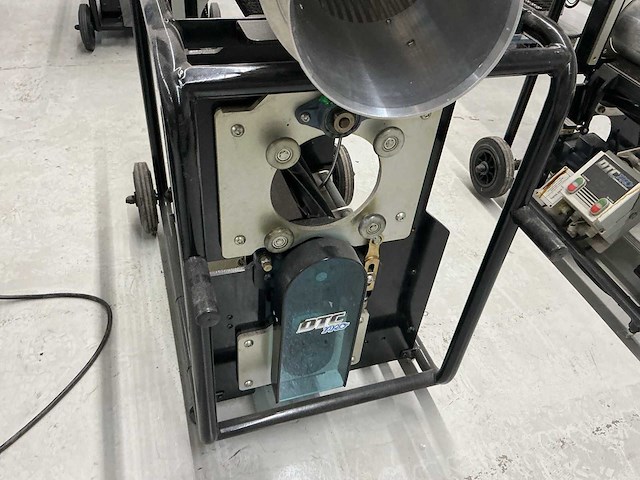 Dtcpro snijmachine voor het oogsten van bloemen en planten - afbeelding 6 van  8