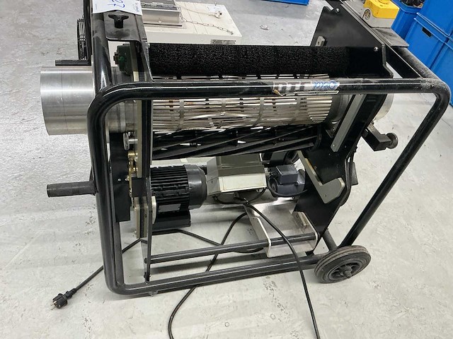Dtcpro snijmachine voor het oogsten van bloemen en planten - afbeelding 5 van  8