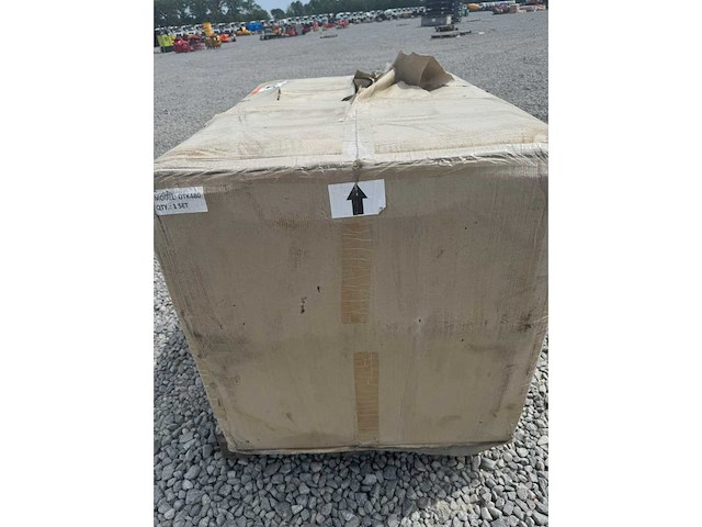 Dtk480 diesel opslagtank met pomp en vulpistool, past op een europallet, eenvoudig te verplaatsen, afm 1200x800x785 mm, alleen een 12 volt accu of voeding aansluiten en pompen maar. - afbeelding 5 van  11