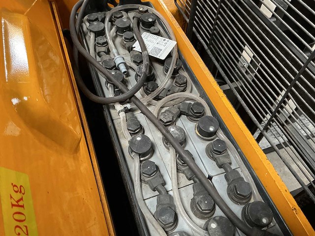 Dtm-lift - 1500kg - stackers - 2007 - afbeelding 2 van  2