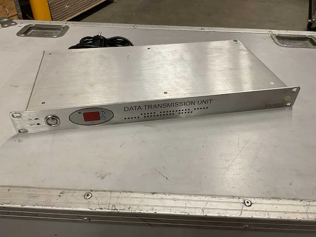 Dtu 811 data transmissie unit - afbeelding 1 van  2