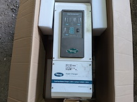 Dual input battery charger whisperpower, dc powercube 24vdc/150adc - afbeelding 1 van  8