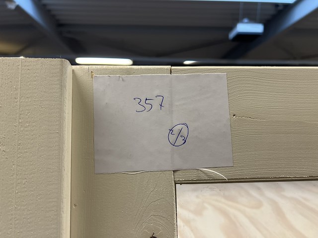 Dubbel deurkozijn, grijs gespoten hillhout - afbeelding 4 van  5