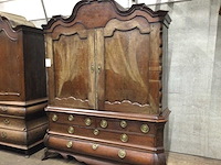 Dubbel gebogen kabinet - afbeelding 1 van  4