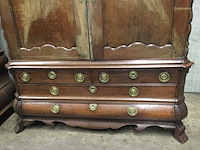 Dubbel gebogen kabinet - afbeelding 2 van  4