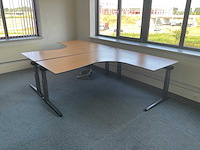 Dubbel hoekbureau 320x200 cm - afbeelding 1 van  5