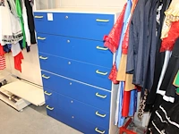 Dubbel ladekast met zes laden. afmeting 100 x 47 cm. totale hoogte 143 cm