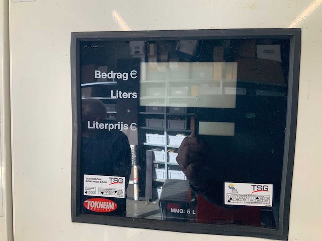 Dubbel pompstation met luifel - afbeelding 9 van  31