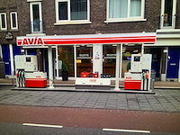 Dubbel pompstation met luifel