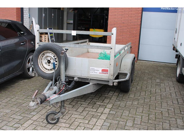 Dubbelassige aanhanger hapert k met kenteken ws-36-np. datum eerste toelating 21-08-1997. - afbeelding 1 van  9