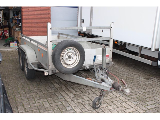 Dubbelassige aanhanger hapert k met kenteken ws-36-np. datum eerste toelating 21-08-1997. - afbeelding 4 van  9