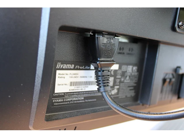 Dubbele 24 inch monitor iiyama op beugel met toetsenbord en muis - afbeelding 2 van  3