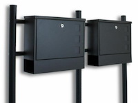 Dubbele brievenbus incl. poten - afbeelding 1 van  4